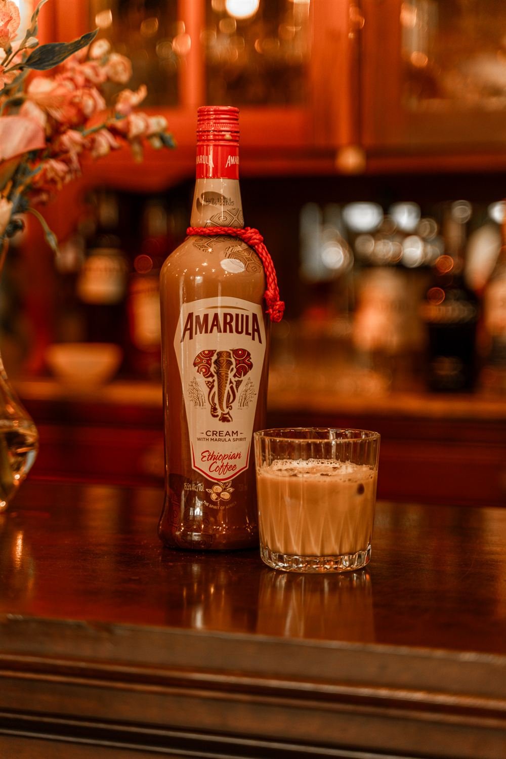 Amarula coffee gelado no balcão