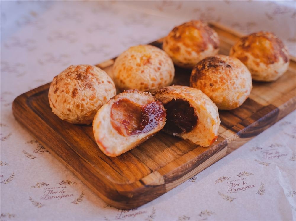 Pão de queijo de goiabada